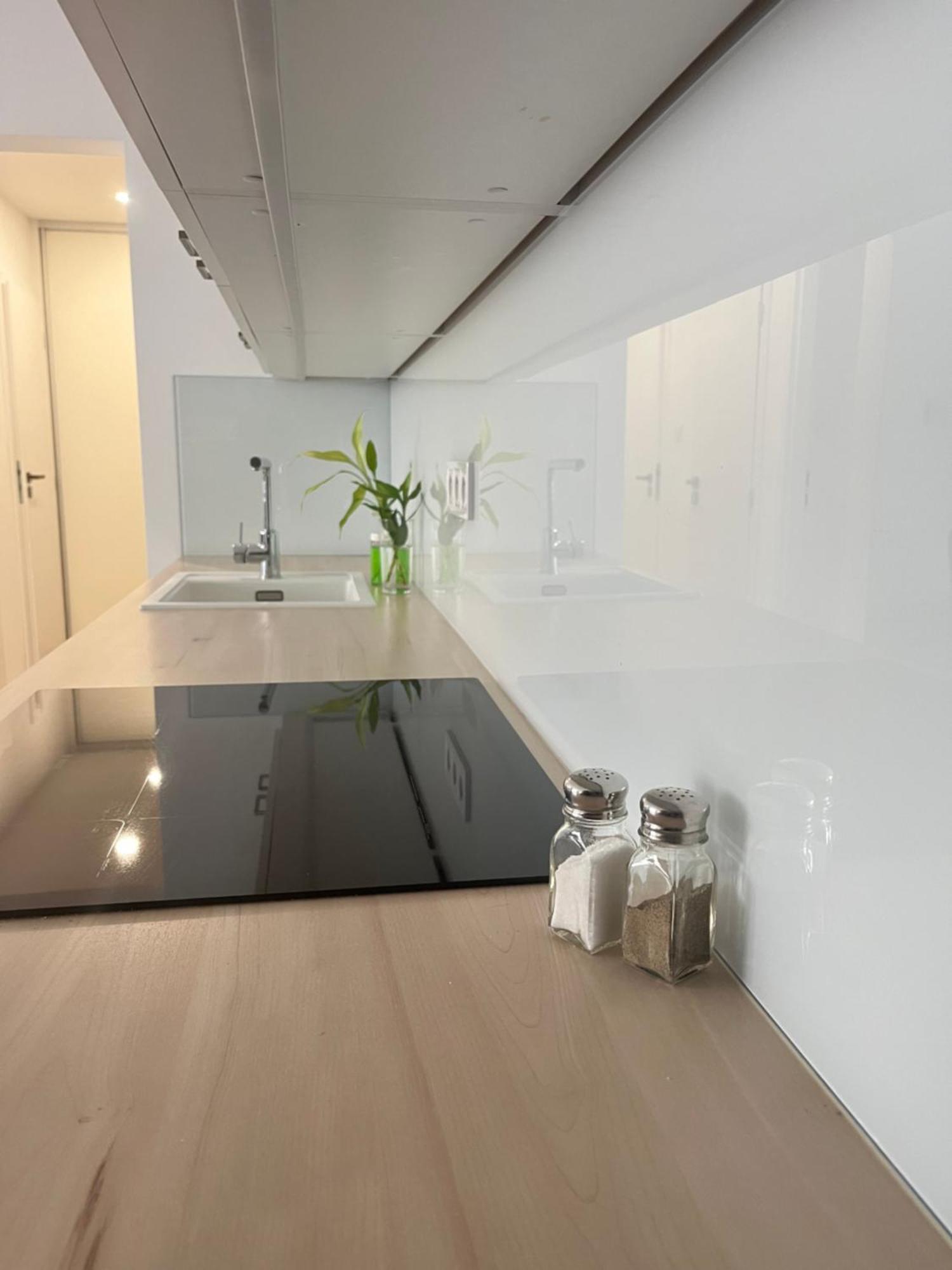 Elegant Escape Apartment III - Free Parking, Easy Access To City Center Μπρατισλάβα Εξωτερικό φωτογραφία